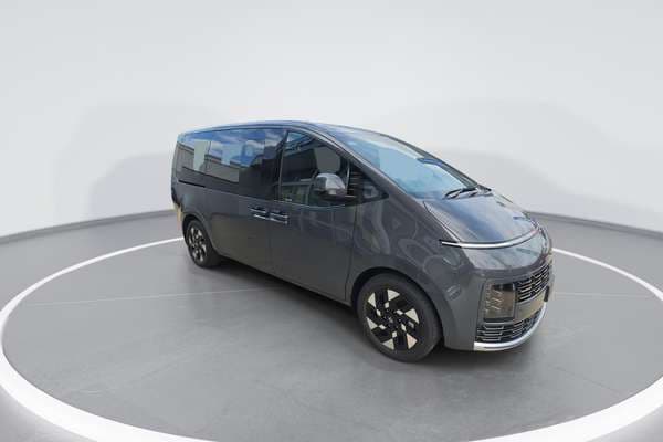 2026 Hyundai STARIA